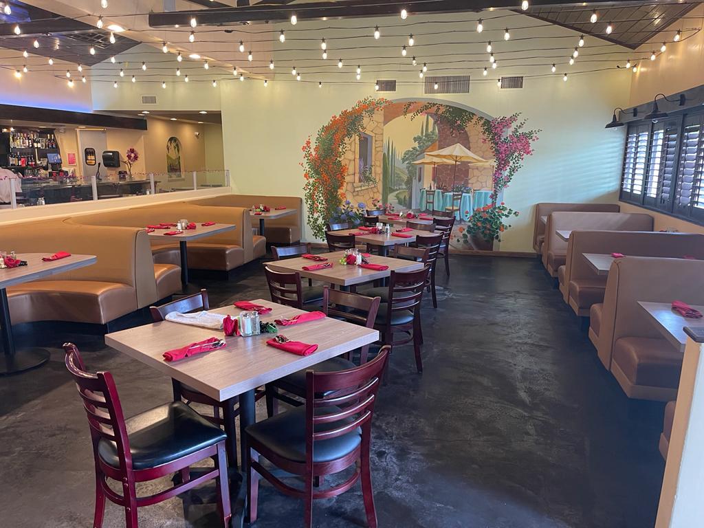 Indian and Italian restaurant fallbrook
